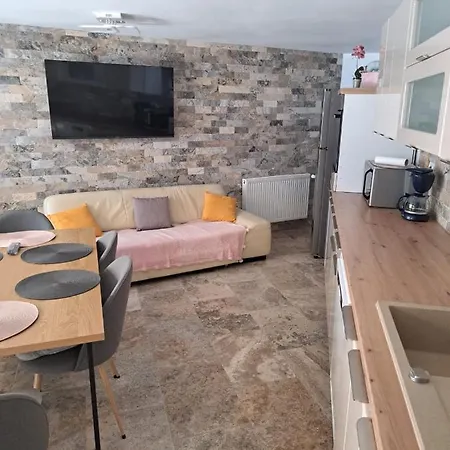 Casa Irene Nyaraló